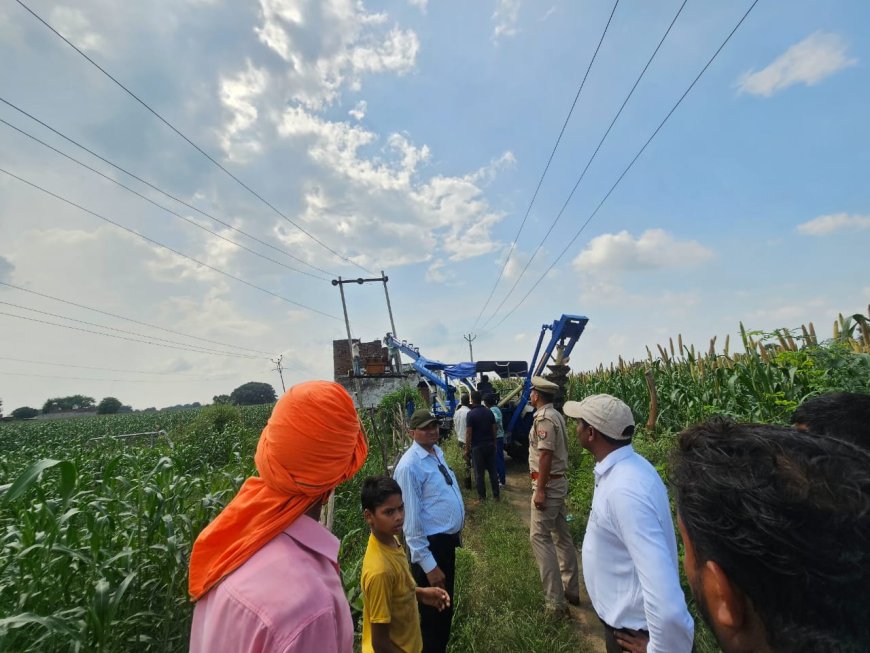 विद्युत वाकईदारों के नलकूपों से उतारे गए 6 ट्रांसफॉर्मर